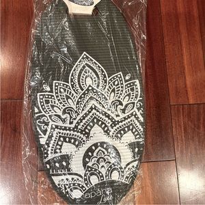 Yoga black Knee Mat-Apana Luxe